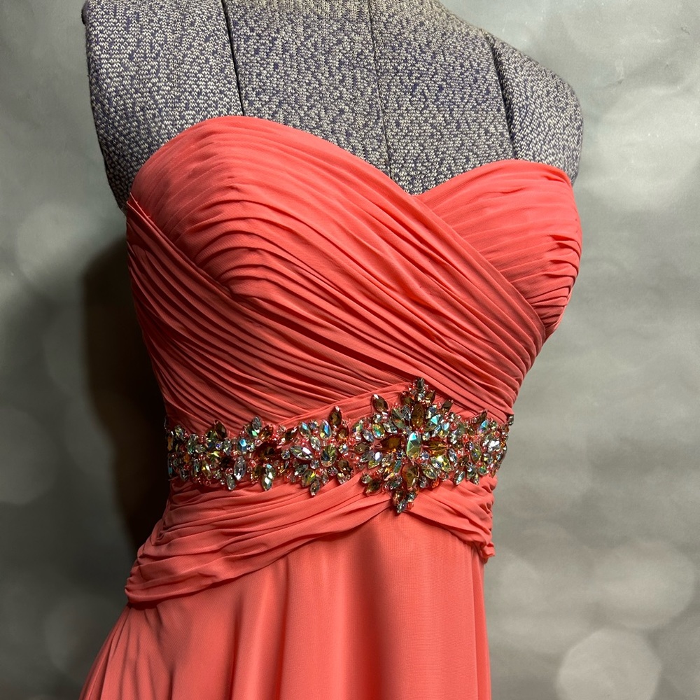 Tory Bowls Le Gala formal strapless jeweled dress size 8. Gorgeous!!